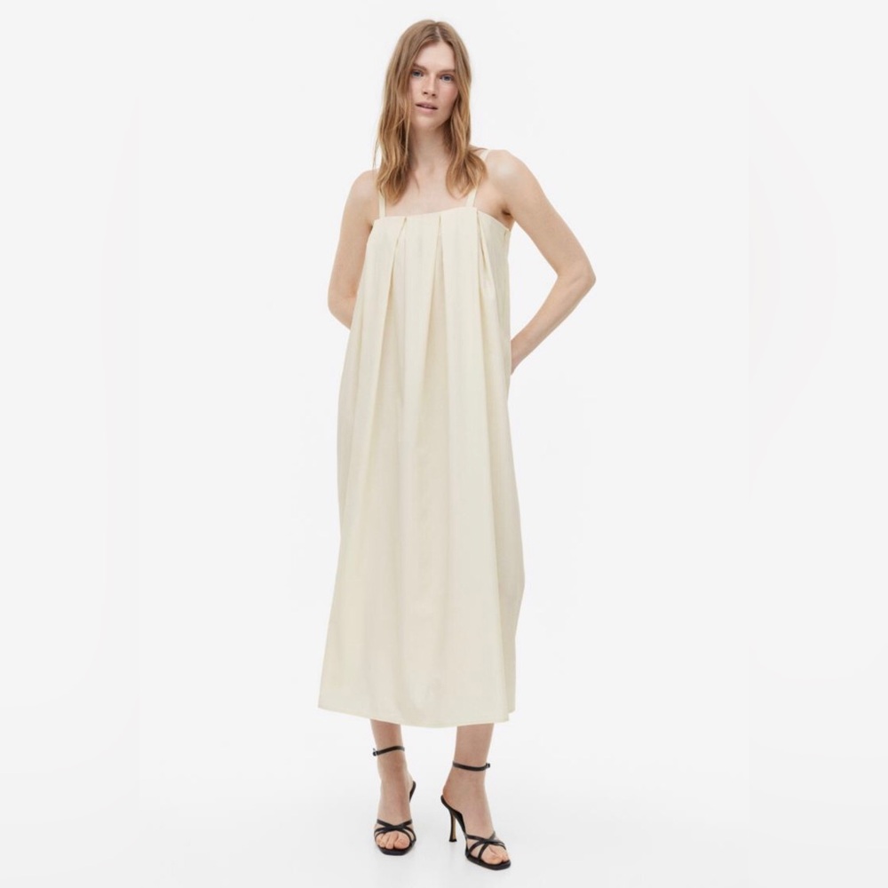 H&M Cream Pleated Maxi Dress Small